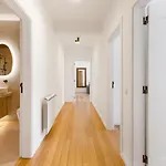 Newly Renovated | By Airnest Villa *