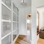 Newly Renovated | By Airnest Villa