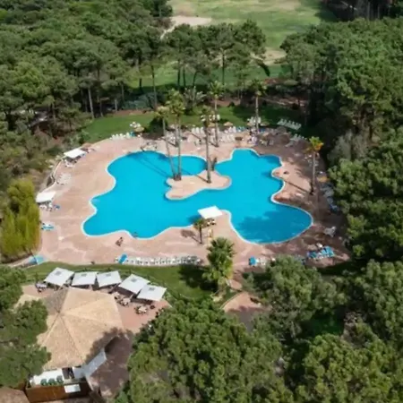 Newly Renovated | By Airnest Villa Charneca (Setubal)