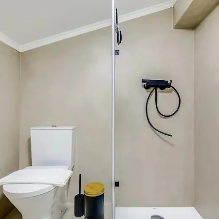 Newly Renovated | By Airnest Villa *