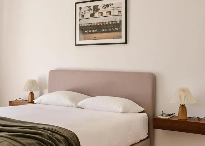 Newly Renovated | By Airnest 别墅