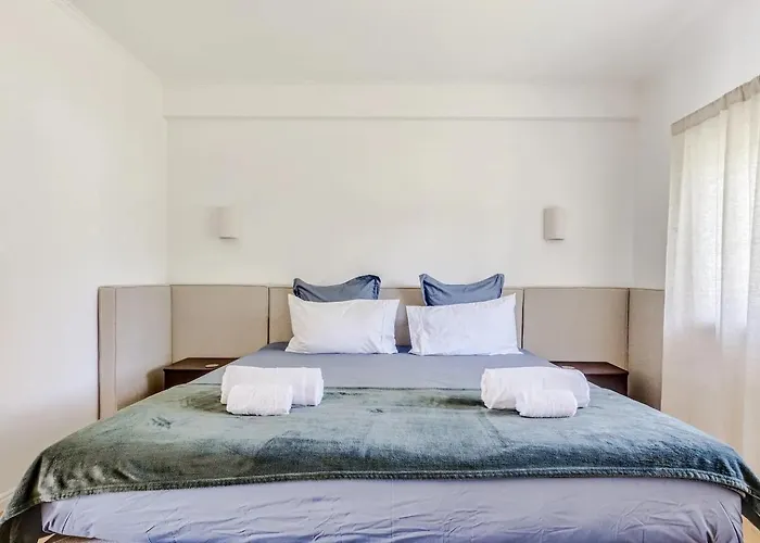 Newly Renovated | By Airnest 别墅 *